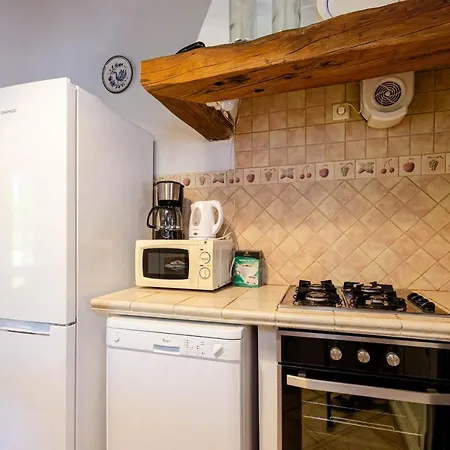 Yourhouse Rafelino Villa